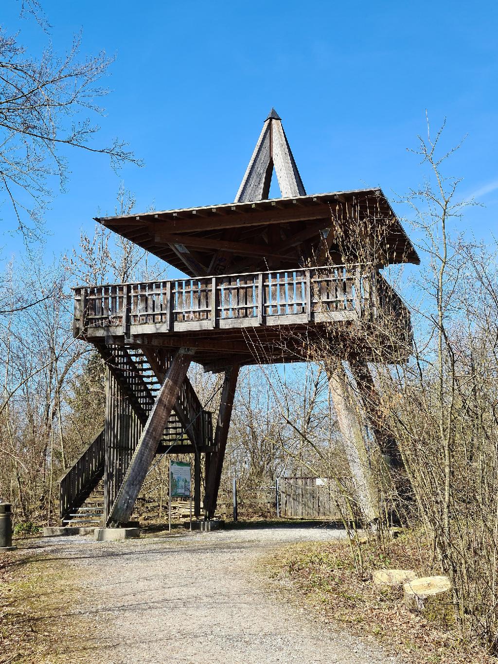 Aahorn-Turm in Lachen SZ