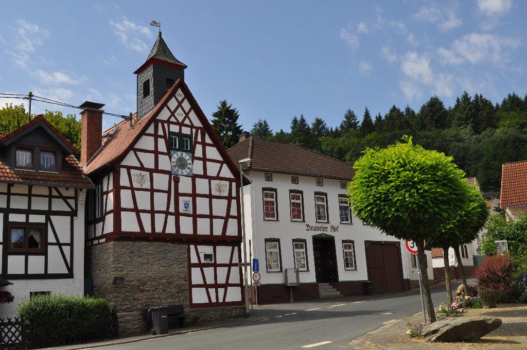 Altes Rathaus (Finsternthal) in Weilrod