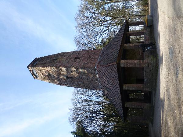 Weisser-Stein Turm in Dossenheim