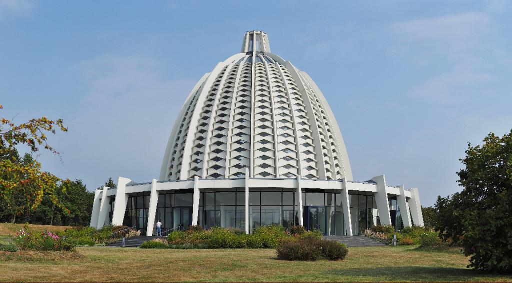 Bahá'í Tempel / Haus der Andacht in Hofheim am Taunus