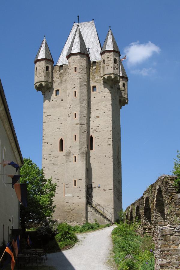Bergfried Burg Nassau