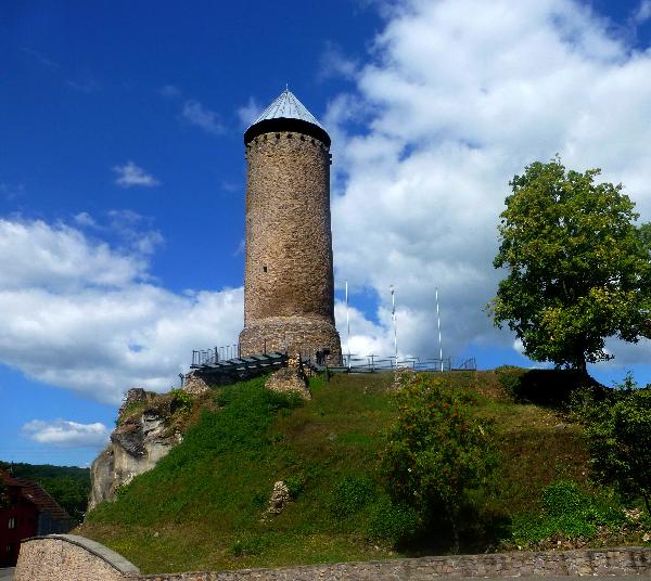 Bergfried Burg Veldenz