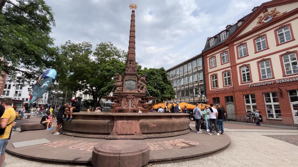 Brunnen auf dem Liebfrauenberg in Frankfurt am Main