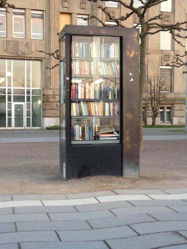 Bücher Schrank in Düsseldorf