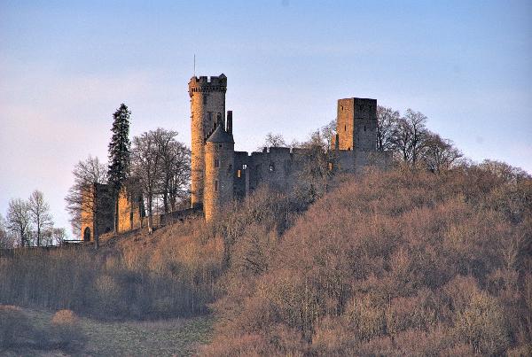 Burg Kasselburg in Pelm