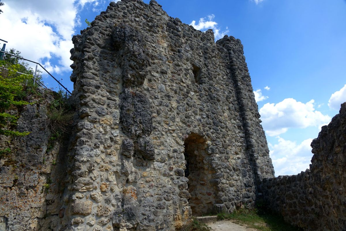 Burg Lichtenegg in Weigendorf