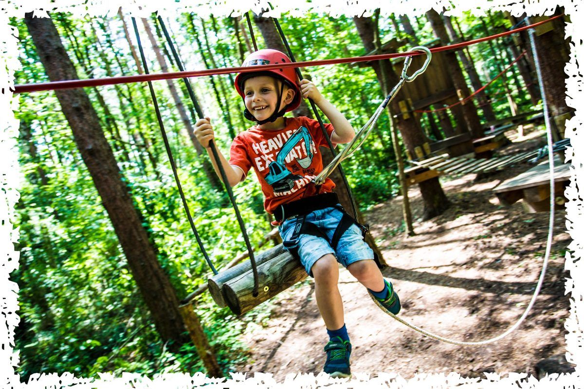 CLIMB UP! - Kletterwald Klaistow