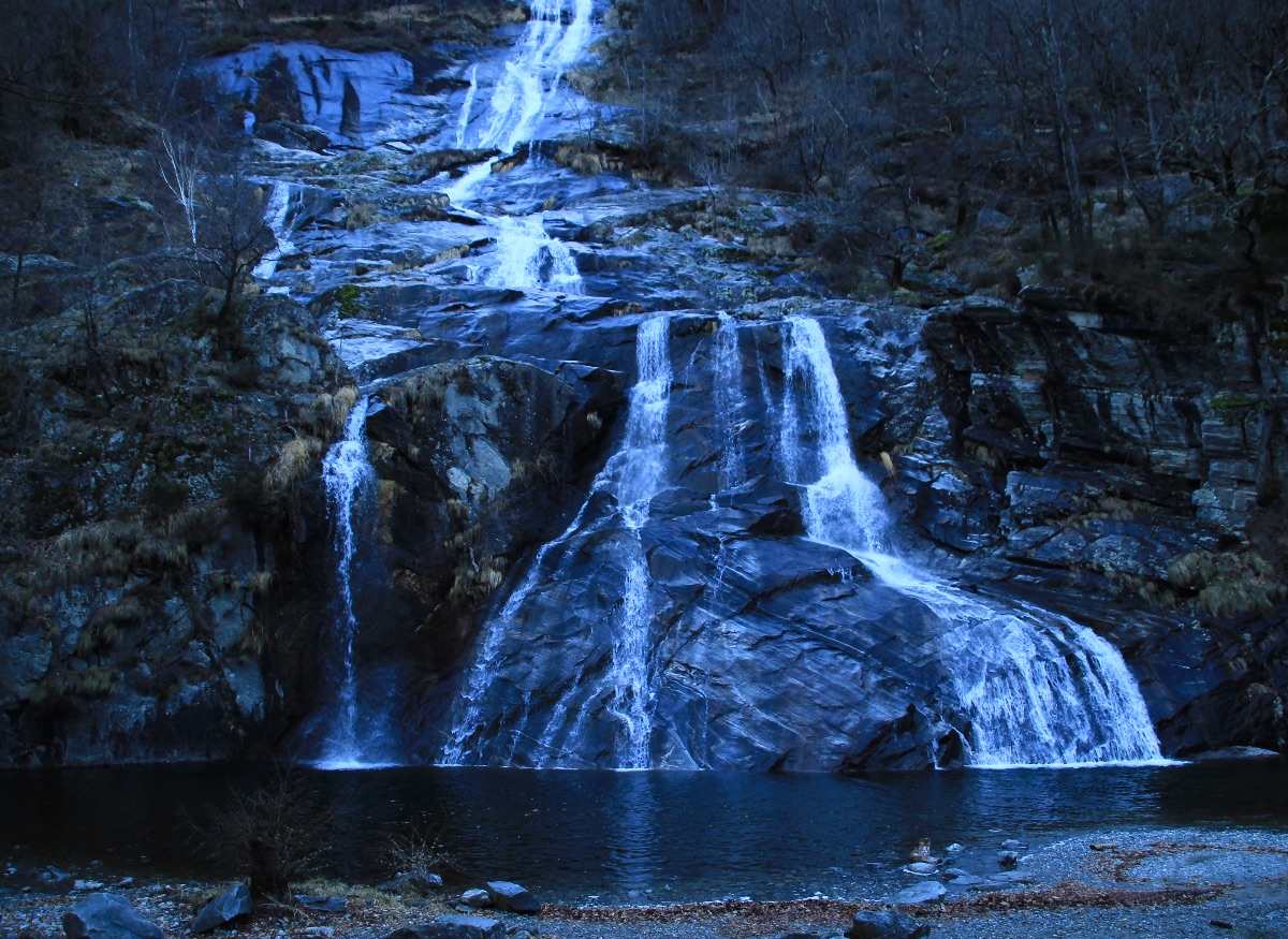 Cascata delle Sponde III in Someo