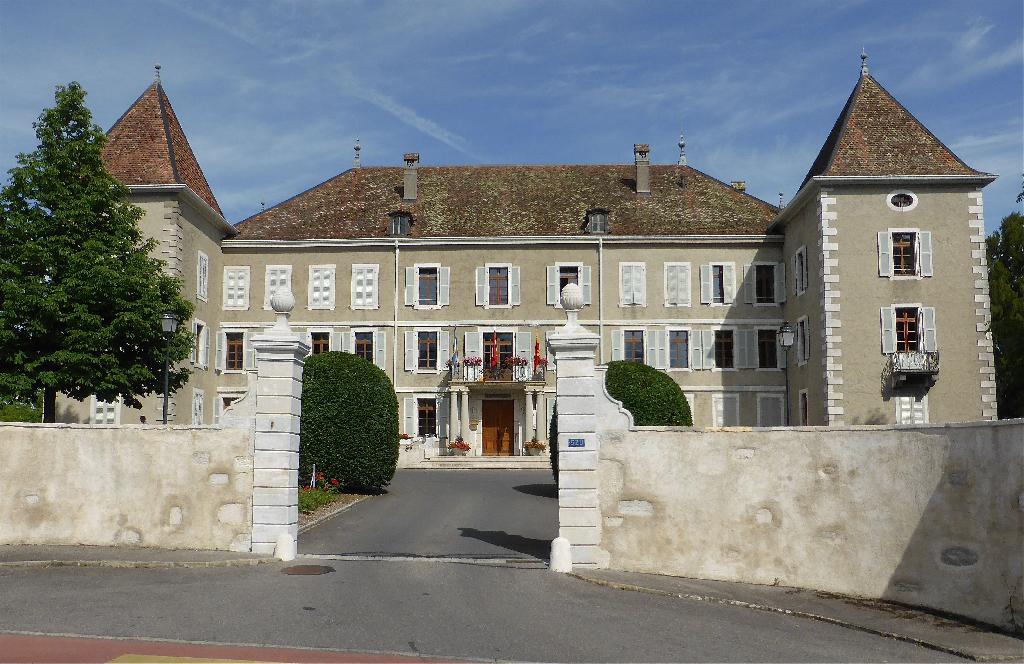 Château de Dardagny in Dardagny