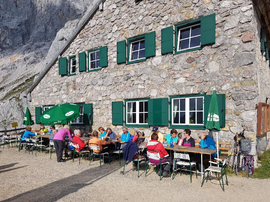 Dachsteinsüdwandhütte