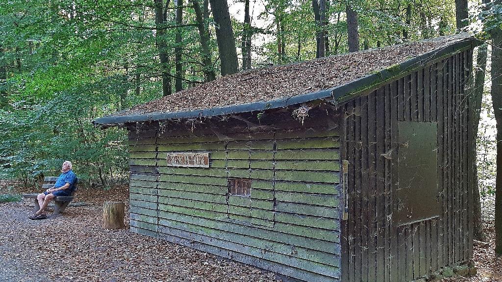 Eselskopf-Hütte in Niedernhausen