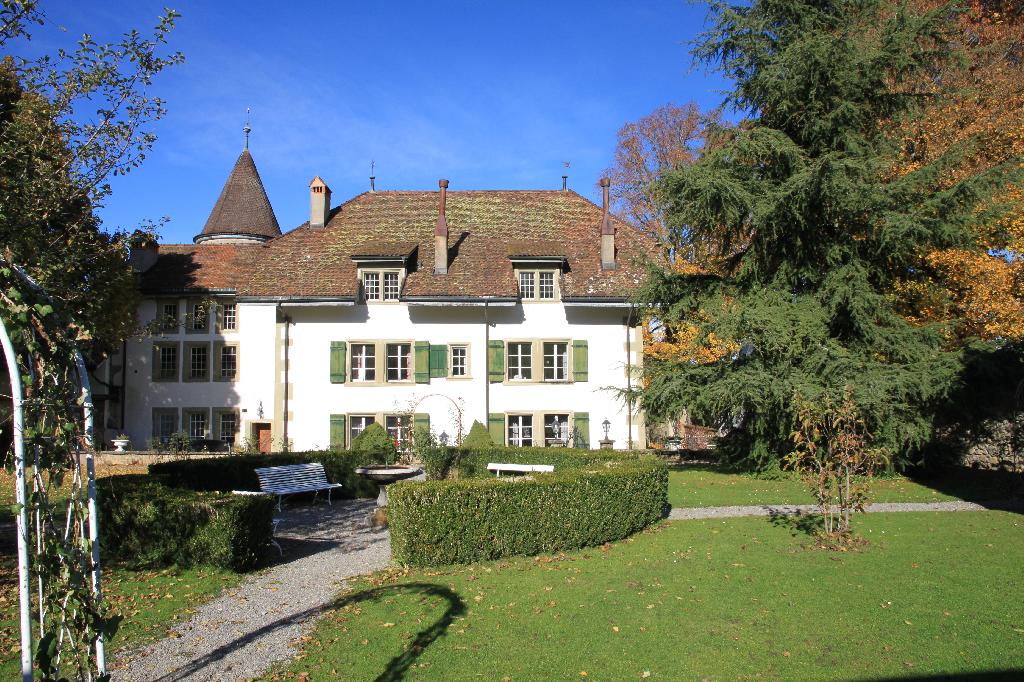 Garten Schloss La Grande Riedera in Montévraz
