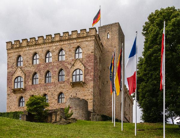 Hambacher Schloss in Neustadt an der Weinstraße