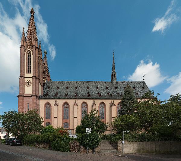 Heilig Kreuz in Geisenheim