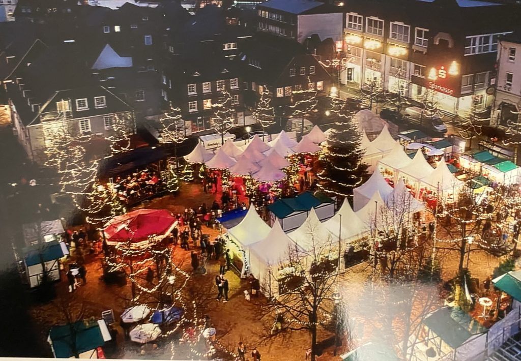 Historischer Weihnachtsmarkt Olpe 2024 in Olpe