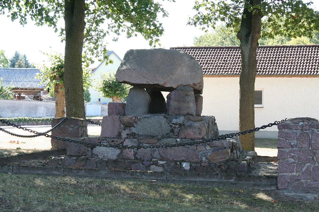 Kriegerdenkmal Bornsen