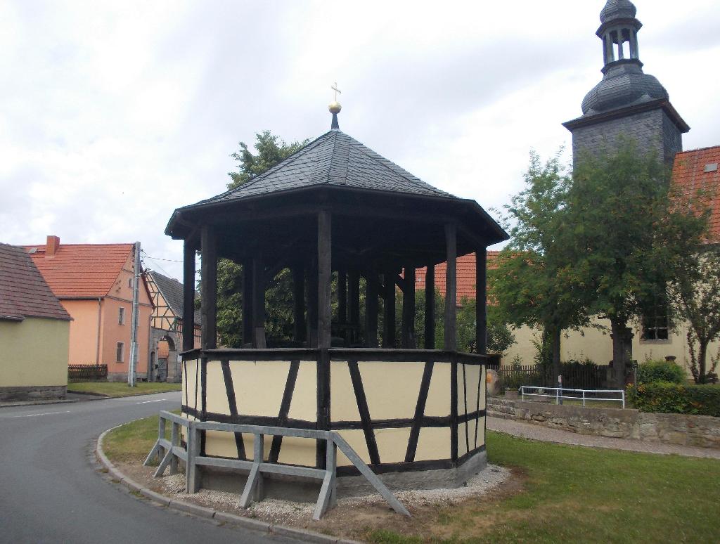 Kriegerdenkmal Kahlwinkel in Finneland