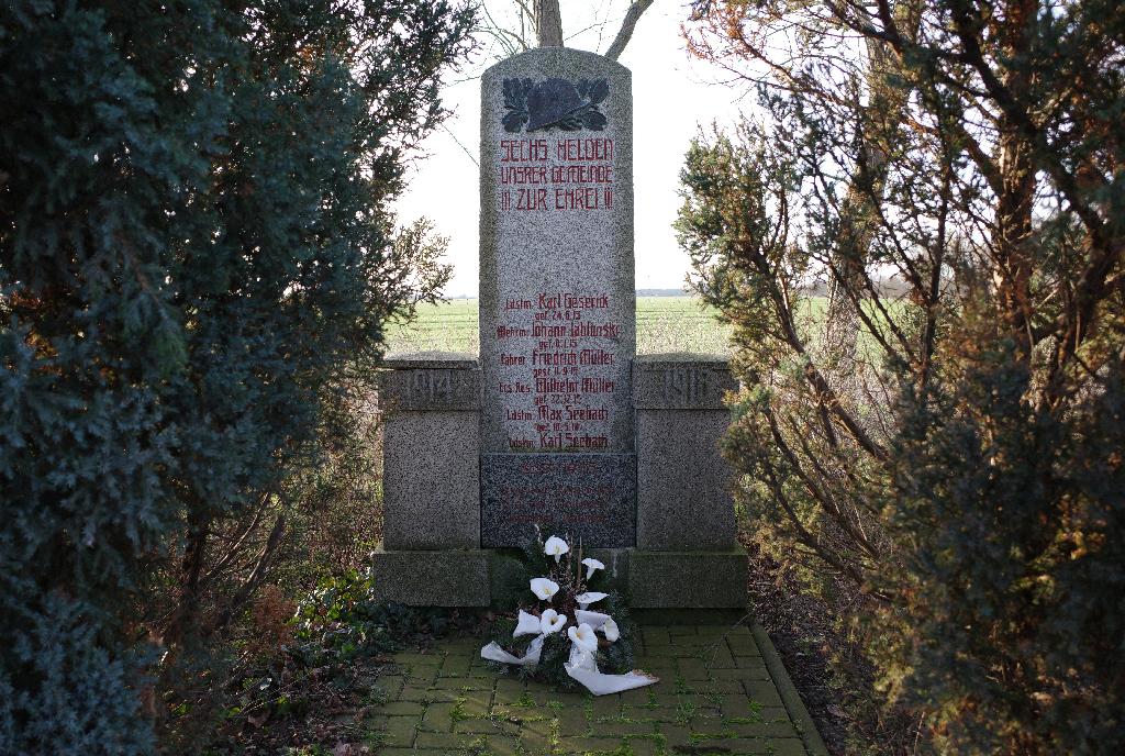 Kriegerdenkmal Mennewitz in Aken (Elbe)