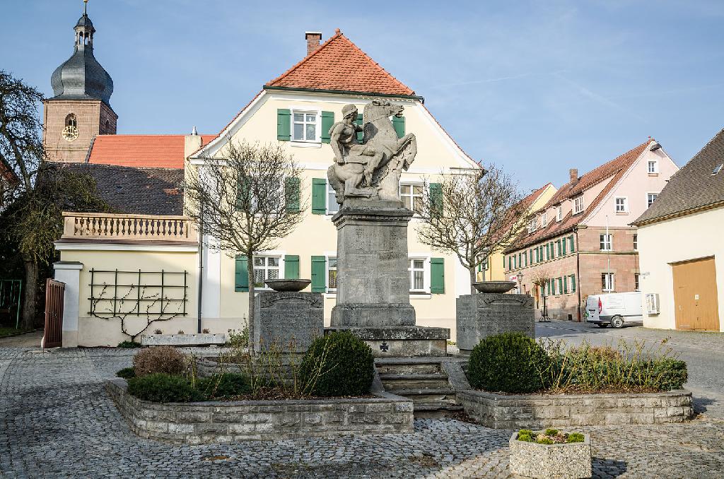 Kriegerdenkmal Merkendorf