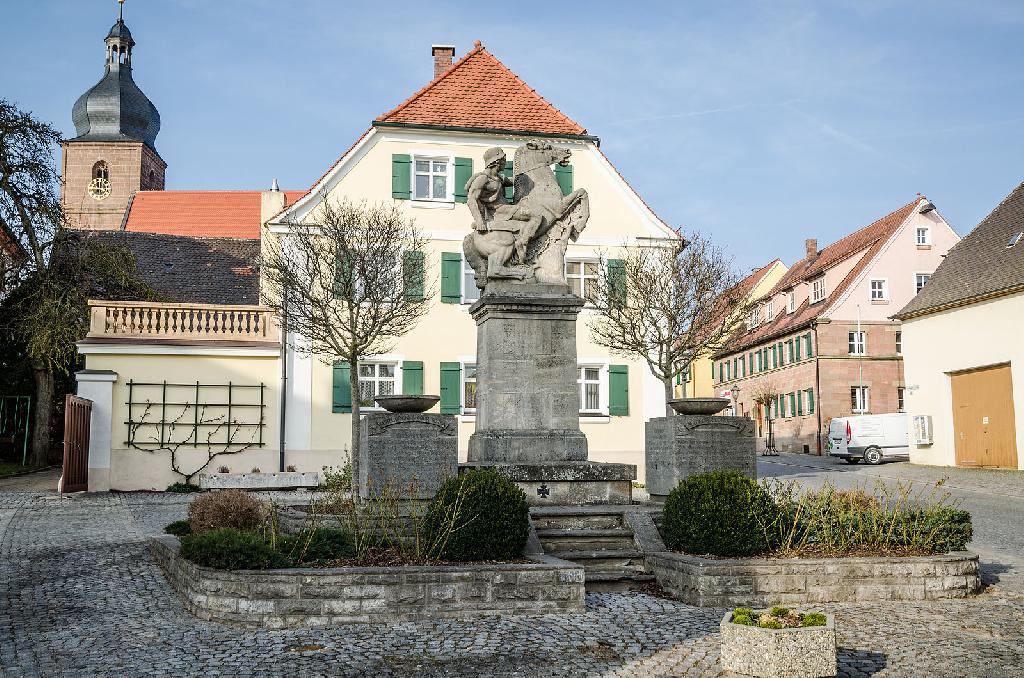 Kriegerdenkmal Merkendorf in Merkendorf