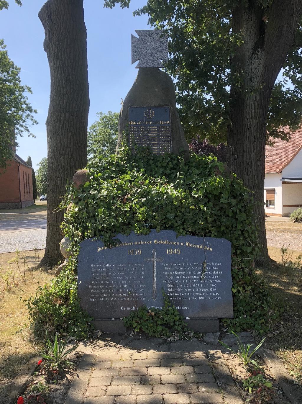 Kriegerdenkmal Poppau in Beetzendorf