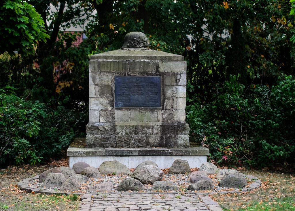 Kriegerdenkmal Roßdorf