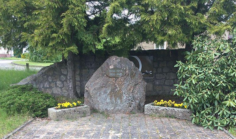 Kriegerdenkmal Stegelitz Möckern