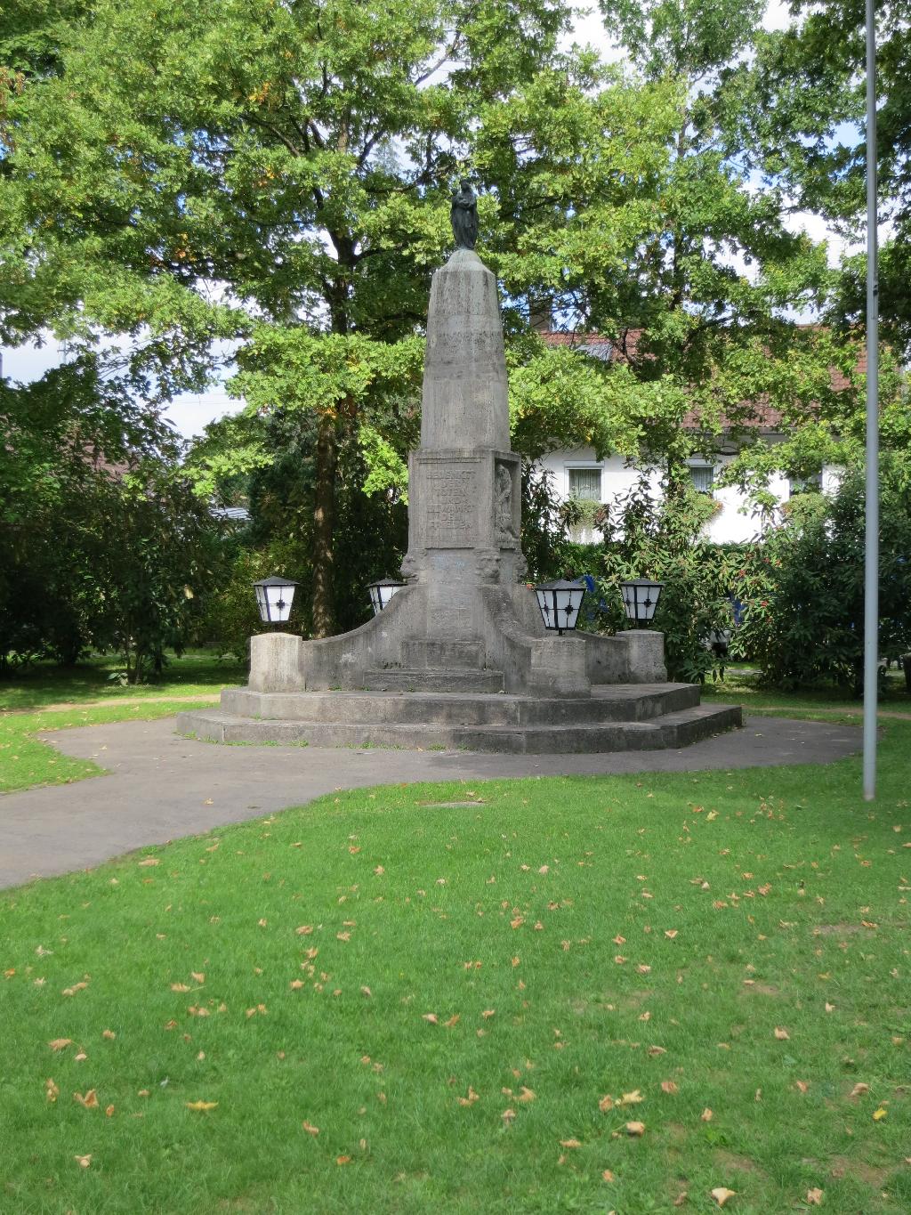 Kriegerdenkmal Unterhaching in Unterhaching