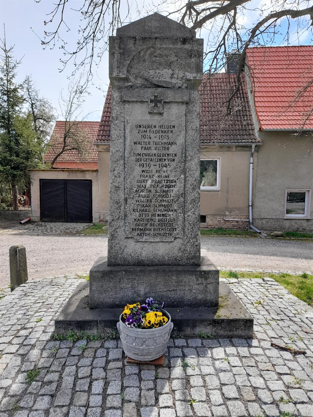 Kriegerdenkmal Wüsteneutzsch