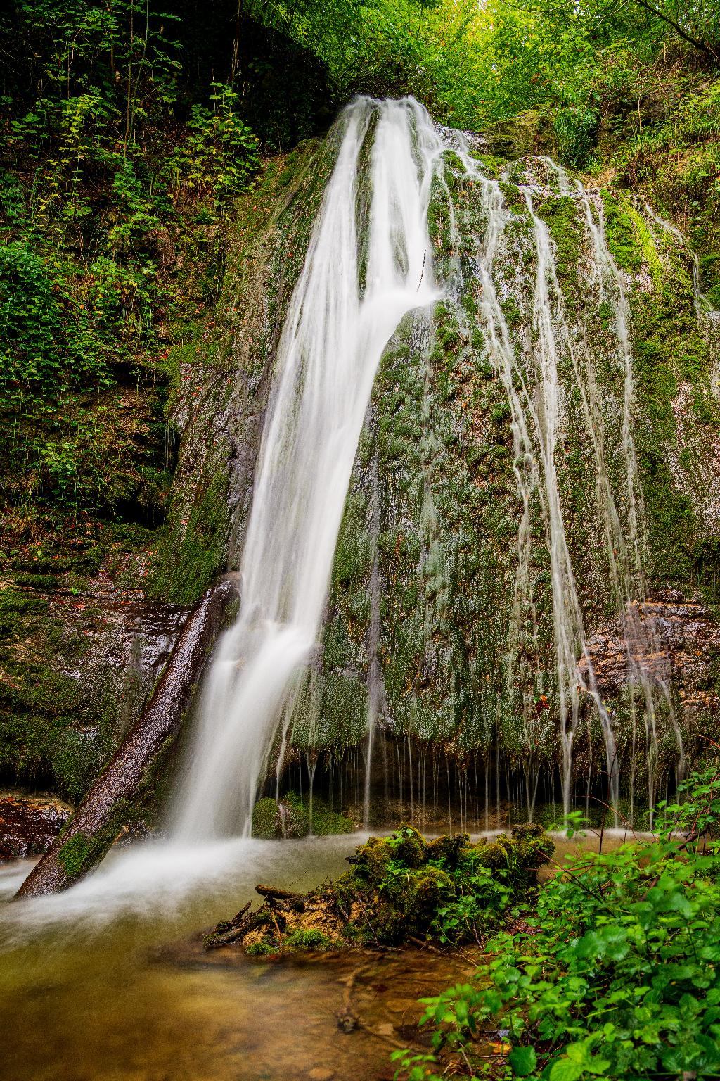 Meilener Dorfbach-Wasserfall III in Meilen