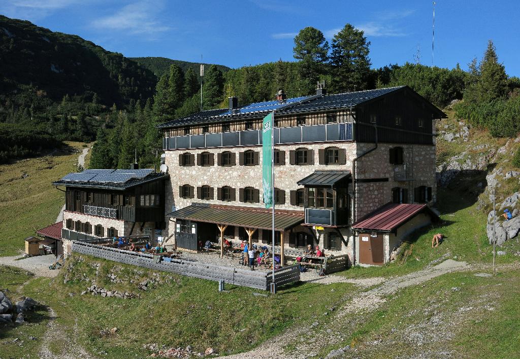 Neue Traunsteiner Hütte