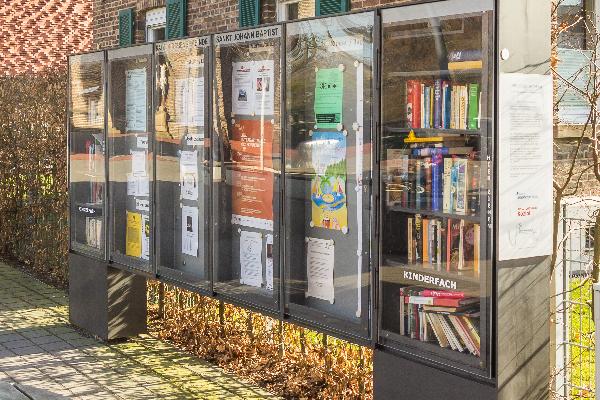 Öffentliches Bücherregal Bergisch Gladbach