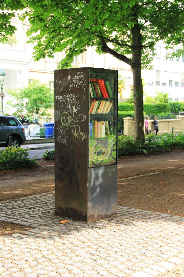 Öffentliches Bücherregal Bonn