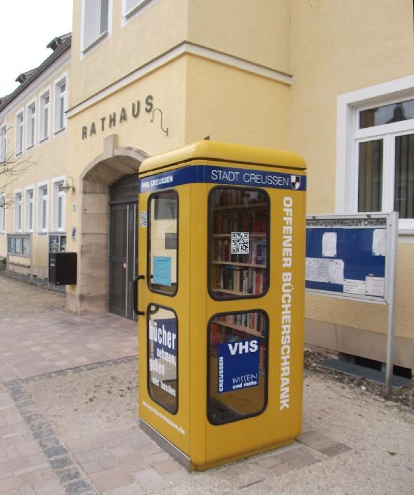 Öffentliches Bücherregal Creußen