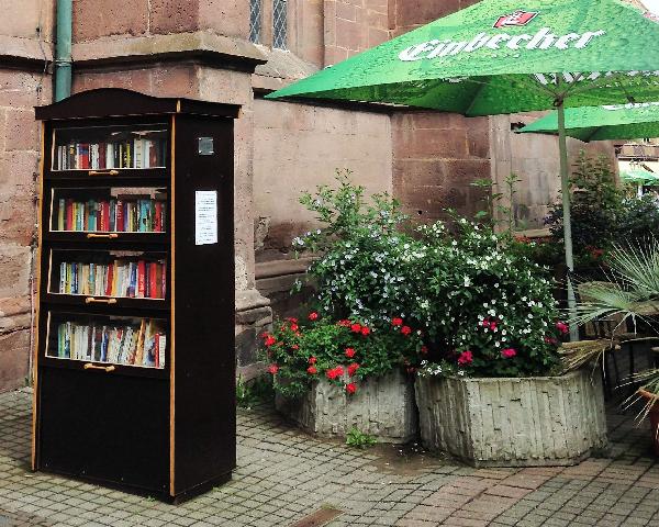 Öffentliches Bücherregal Einbeck