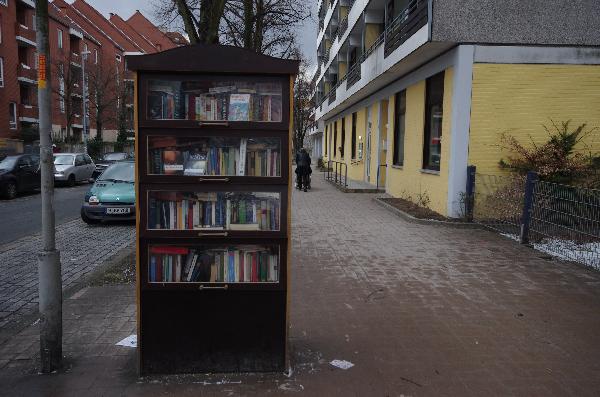 Öffentliches Bücherregal Hannover