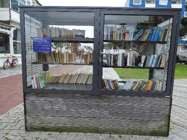 Öffentliches Bücherregal Norderney