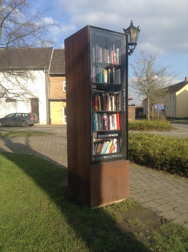 Öffentliches Bücherregal Rheurdt in Rheurdt