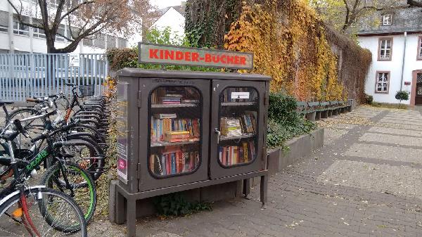 Offener Bücherschrank: Kinderbücher in Mainz