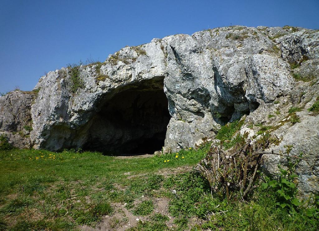 Ofnethöhlen in Riesbürg
