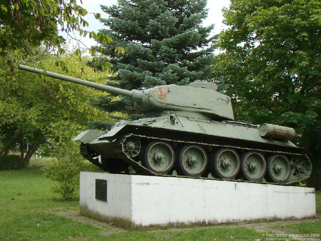 Panzerdenkmal Lalendorf in Lalendorf