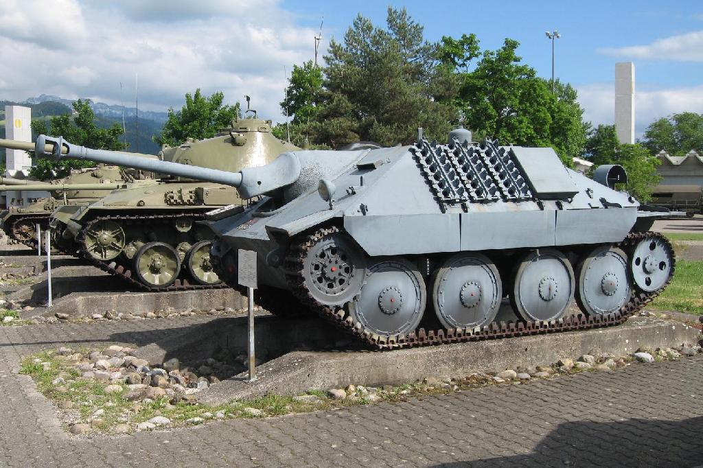 Panzermuseum Thun in Thun