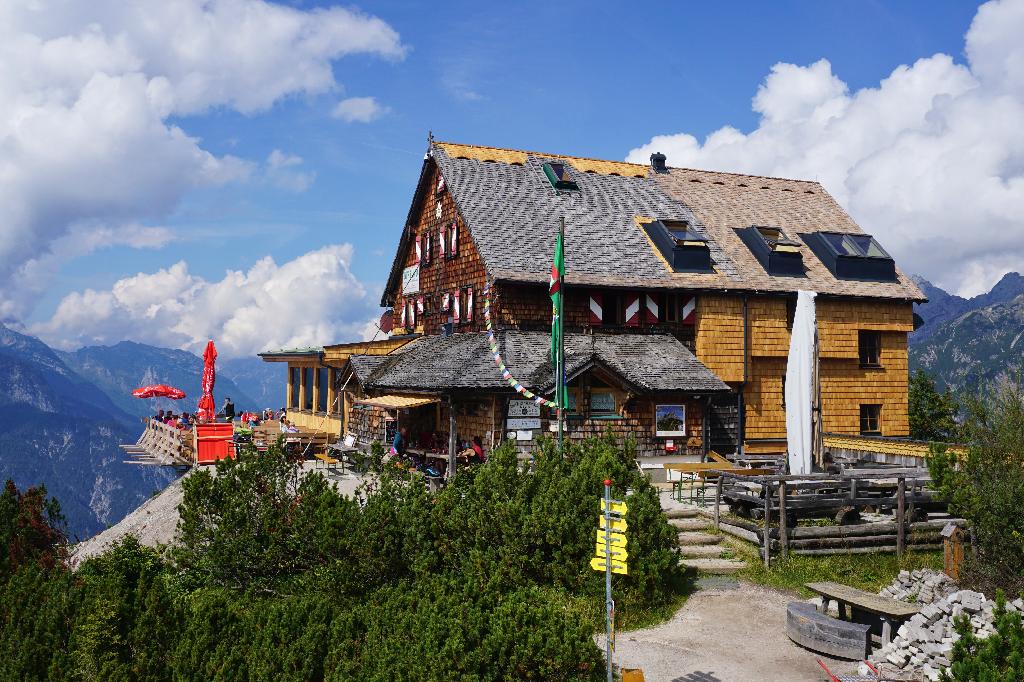 Peter-Wiechenthaler-Hütte in Saalfelden am Steinernen Meer