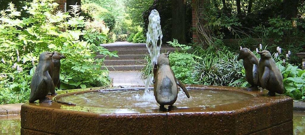 Pinguinbrunnen Hamburg