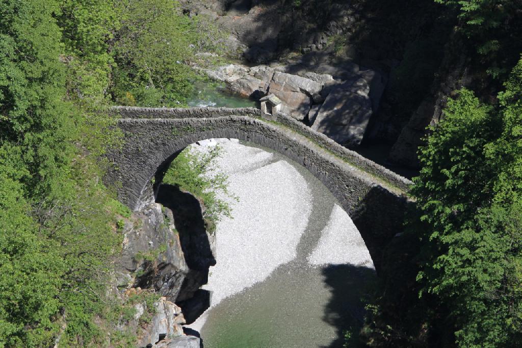 Ponte Romano in Intragna