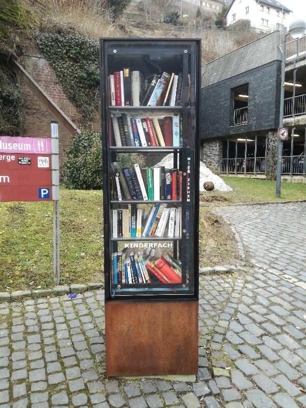 Bücherschrank in Monschau
