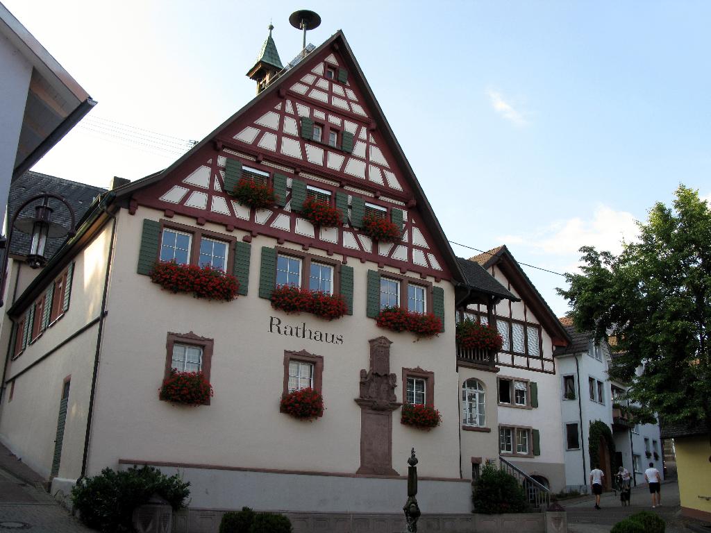 Rathaus (Bahlingen am Kaiserstuhl) | FreizeitMonster