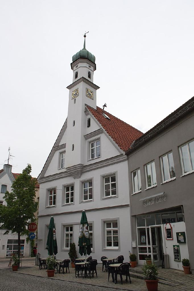 Rathaus Burgau in Burgau