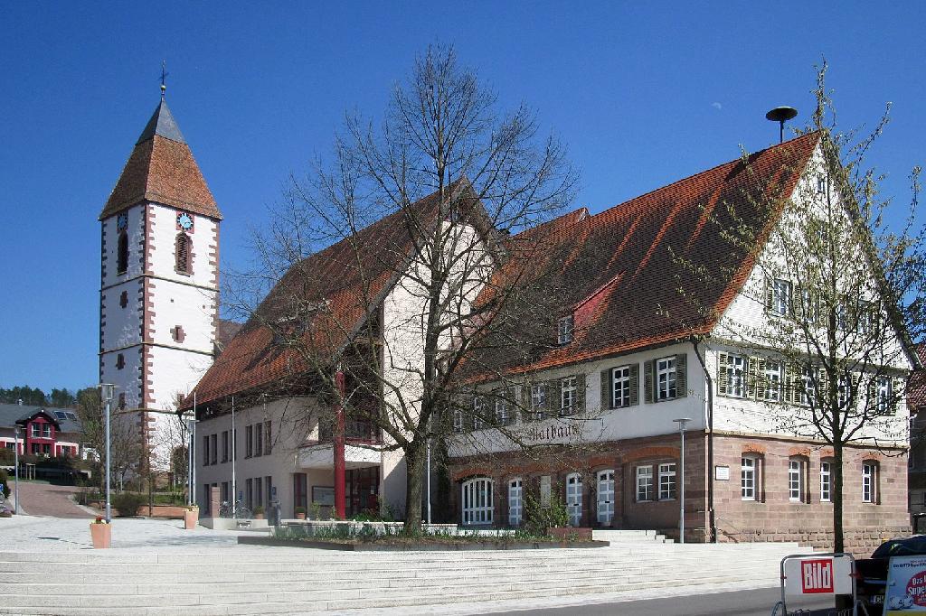 Rathaus Ebhausen