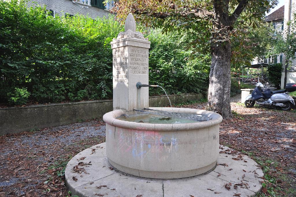 Rationierungsbrunnen in Zürich